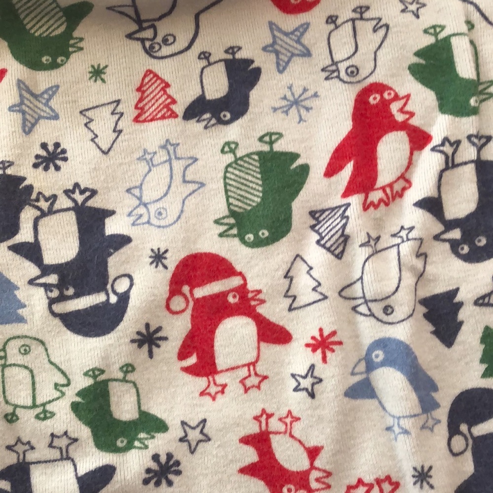 Old Navy Pajamas Top Bottom Set Monkey Penguin Long Sleeve Holiday 12-18 Months - Picture 11 of 13